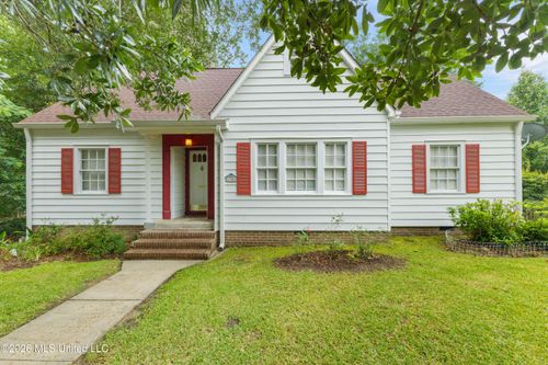 750 W 13th St, Laurel, MS, 39440-2258 | Card Image
