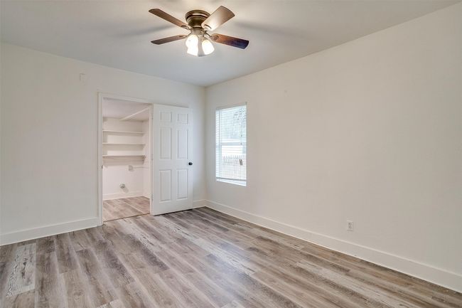 345 N Field St, House other with 2 bedrooms, 2 bathrooms and null parking in Burleson TX | Image 15