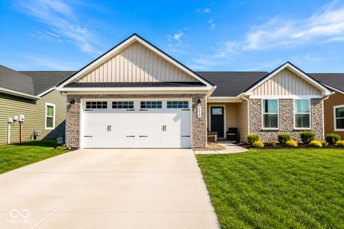1230 Maumee Ct, Greenfield, IN, 46140-5036 | Card Image