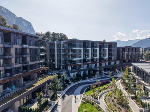 221-1500 Scott Cres, Squamish, BC, V8B1G5 | Card Image
