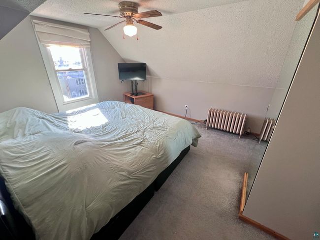 715 Garfield St, House other with 3 bedrooms, 2 bathrooms and null parking in Eveleth MN | Image 16