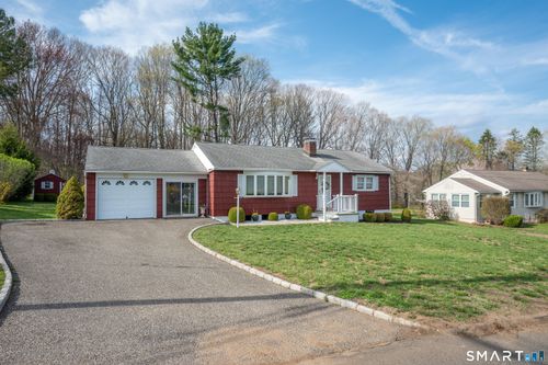 5 Wixon Rd, Danbury, CT, 06811-5047 | Card Image