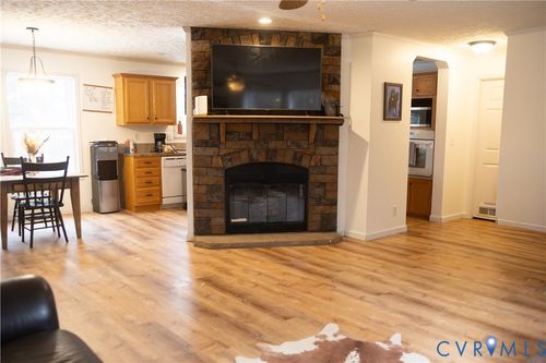 13520 Dykeland Rd, Amelia Court House, VA, 23002-4208 | Card Image