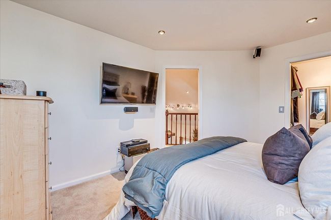 55 Renaissance Ln, Townhouse with 2 bedrooms, 2 bathrooms and null parking in New Brunswick NJ | Image 23