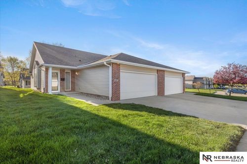 1827 N 175th Ct, Omaha, NE, 68118-6021 | Card Image