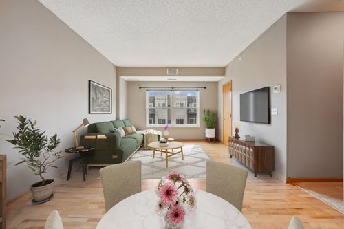 apt-422-4824 E 53rd St, Minneapolis, MN, 55417-5004 | Card Image