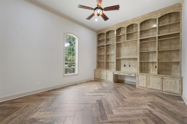 11030 Hidden Blf, House other with 4 bedrooms, 4 bathrooms and null parking in McGregor TX | Image 14