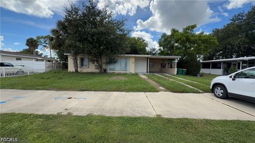 2305 Elkcam Blvd, Port Charlotte, FL, 33952-4360 | Card Image