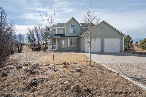 7815 Cattlemans Dr, Cheyenne, WY, 82009-8890 | Card Image
