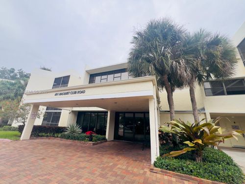 211-491 Racquet Club Rd, Weston, FL, 33326-1881 | Card Image