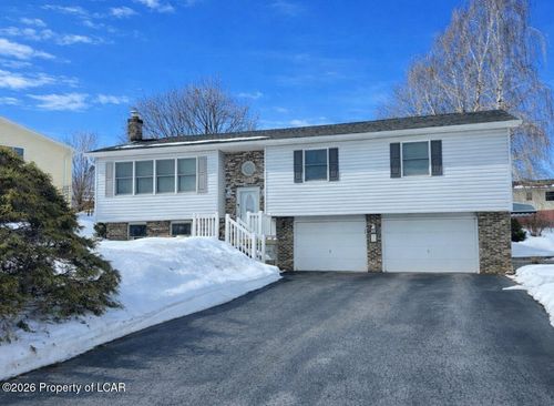 119 Applegate Ln, Drums, PA, 18222-1822 | Card Image