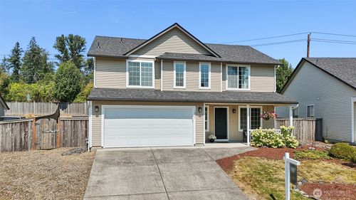 1601 E 4th Way, La Center, WA, 98629-2671 | Card Image