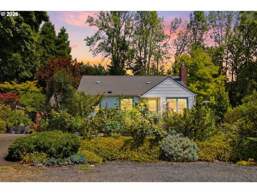 4920 Sw 31st Dr, Portland, OR, 97239-1240 | Card Image