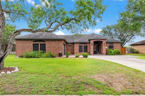 130 Saint Anthony Dr, Sinton, TX, 78387-2937 | Card Image