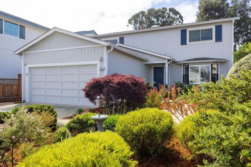336 Miramontes Ave, Half Moon Bay, CA, 94019-1822 | Card Image