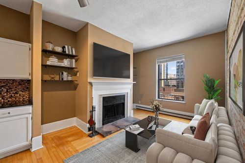 8-609 S 9th St, Minneapolis, MN, 55404 | Card Image
