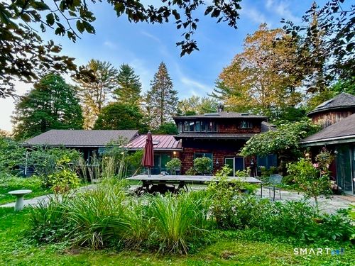 49 South St, Washington, CT, 06793-1516 | Card Image