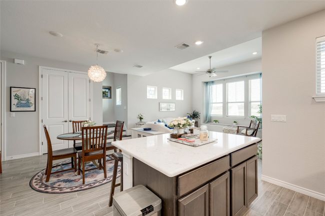 102 - 121 Harborside Dr, Condo with 2 bedrooms, 3 bathrooms and 2 parking in San Marcos TX | Image 14