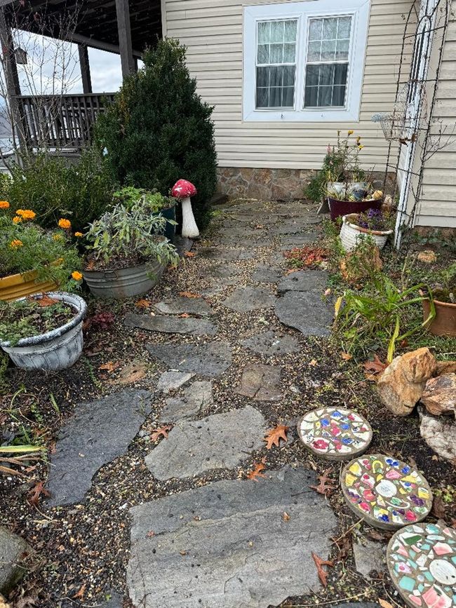141 Cliff St., House other with 2 bedrooms, 1 bathrooms and null parking in Fries VA | Image 24