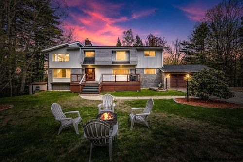 4 Birch Ct, Goffstown, NH, 03045-2311 | Card Image