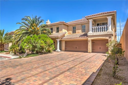 8454 Mondavi Hill Ct, Las Vegas, NV, 89139-7166 | Card Image