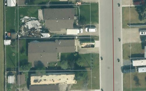 630 53 St, Edson, AB, T7E1K4 | Card Image