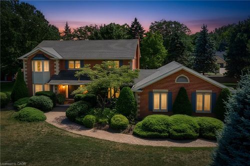 6748 January Dr, Niagara Falls, ON, L2J4J4 | Card Image