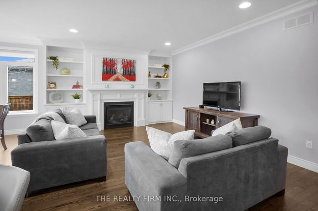 15 Mayapple Cres, House other with 5 bedrooms, 3 bathrooms and 4 parking in Ilderton ON | Image 9