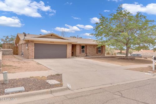 3400 Dial Rock Ln, El Paso, TX, 79935-1211 | Card Image