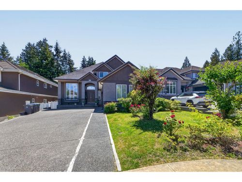16758 86 Avenue, Surrey, BC, V4N5N4 | Card Image