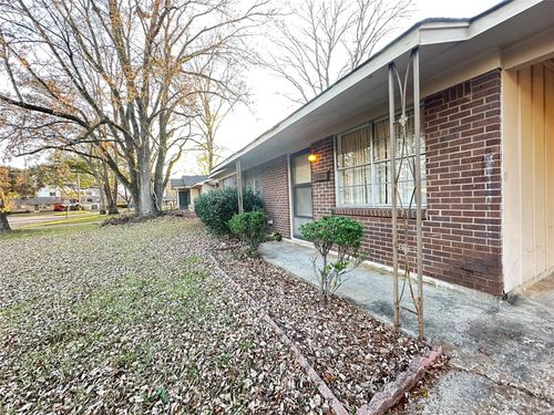 9080 Hawthorne Dr, Shreveport, LA, 71118-2618 | Card Image