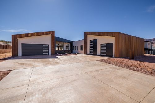 2235 Salida Del Sol, Moab, UT, 84532-3521 | Card Image