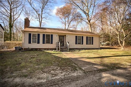 9925 Friendship Rd, North, VA, 23128-9039 | Card Image