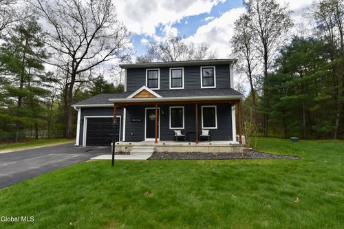 206 Lisa Dr, Gansevoort, NY, 12831-1044 | Card Image