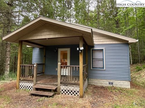 70 Maudes Ln, Piney Creek, NC, 28663-9285 | Card Image