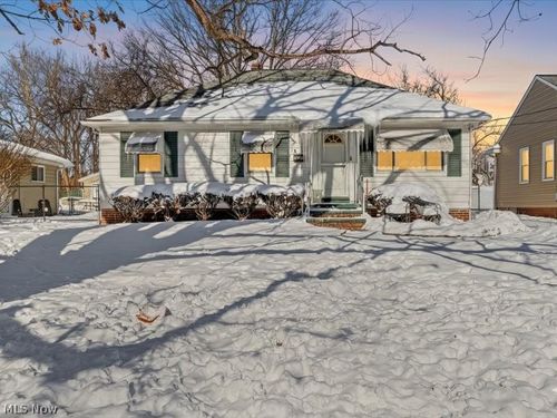 16241 Glenburn Ave, Cleveland, OH, 44128-3207 | Card Image