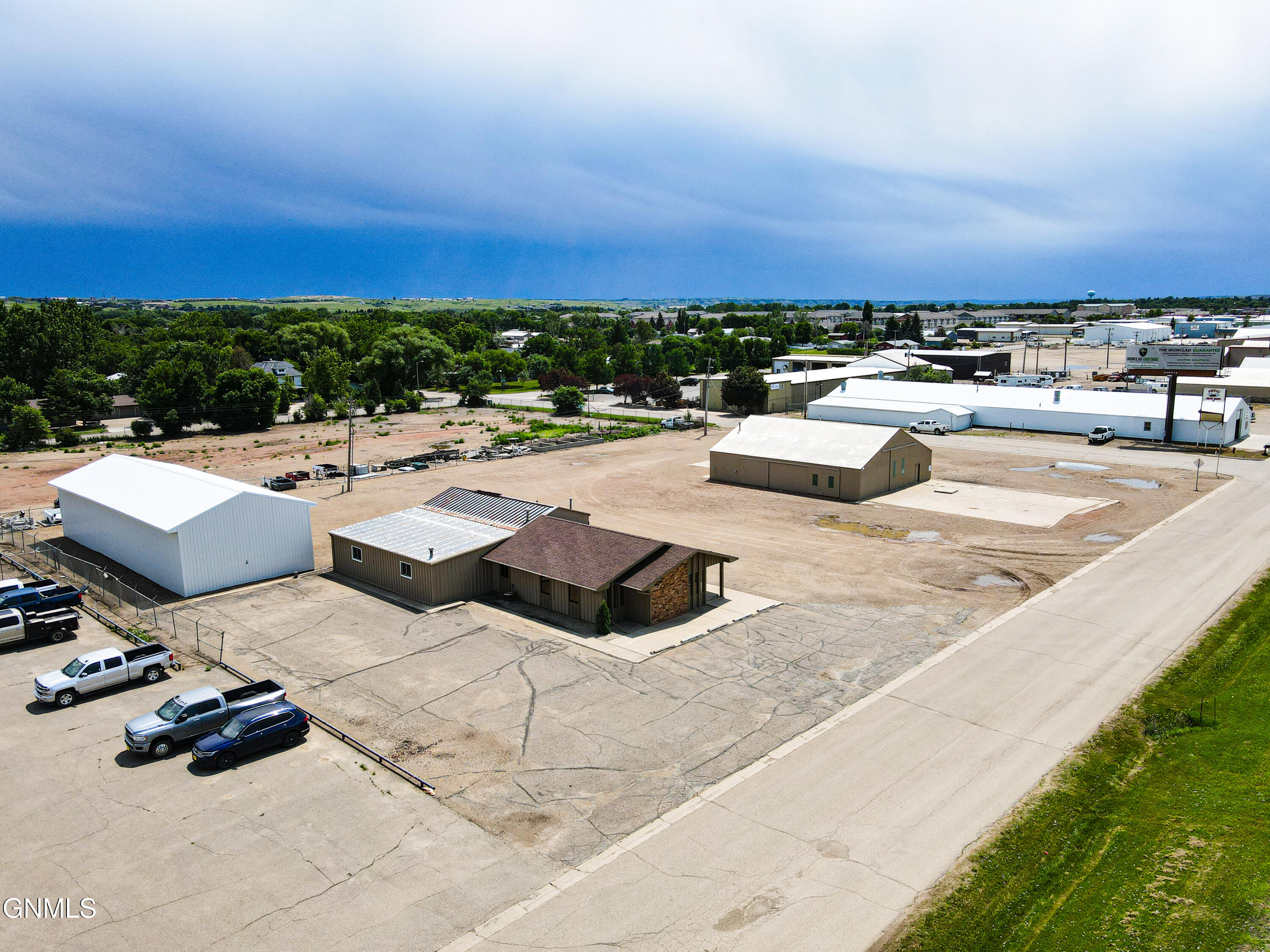 Commercial Lease in Williston