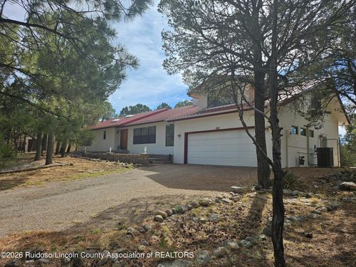 137 Willie Horton Dr, Ruidoso, NM, 88345-7709 | Card Image