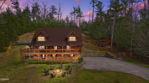 1238 Mossy Cove Way, Sevierville, TN, 37876-7040 | Card Image