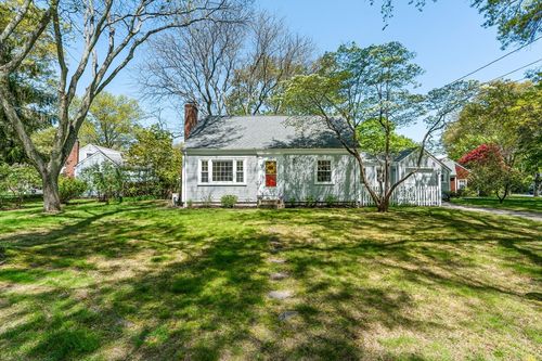 19 Roberta Dr, Barrington, RI, 02806-2122 | Card Image