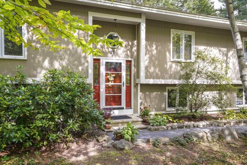 20 Greatstone Dr, Merrimack, NH, 03054-2341 | Card Image