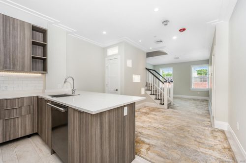 apt-6-1990 Bronson Rd, Fairfield, CT, 06824-2862 | Card Image