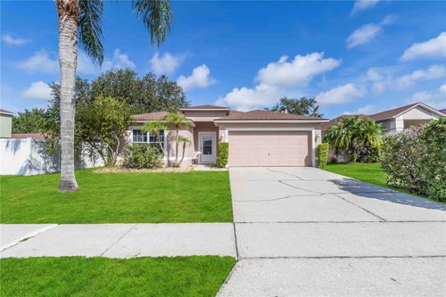 570 Brown Bear Way, SAINT CLOUD, FL, 34772-7094 | Card Image