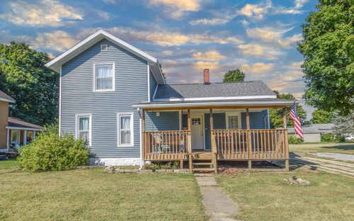 69 N Main St, Quincy, MI, 49082-1143 | Card Image