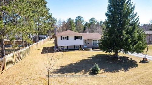 13 Mueller Cres, Petawawa, ON, K8H3E8 | Card Image