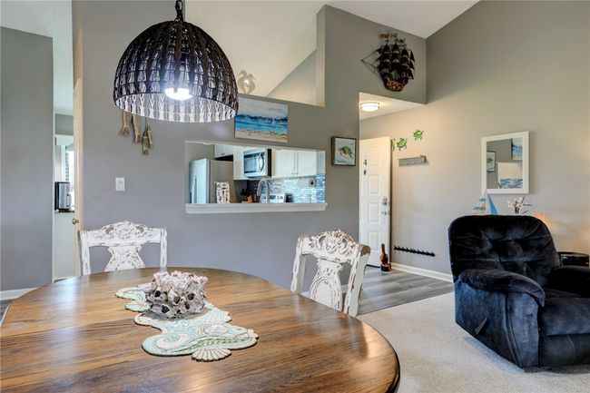 APT-4 - 5725 Pelican Pointe Dr, House attached with 2 bedrooms, 2 bathrooms and null parking in Sebastian FL | Image 11