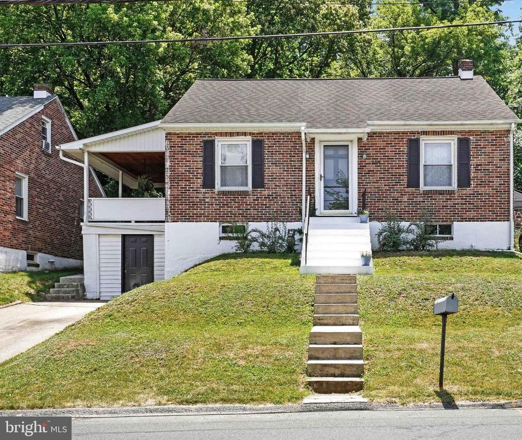 Hillcrest Rd, York, PA 17403