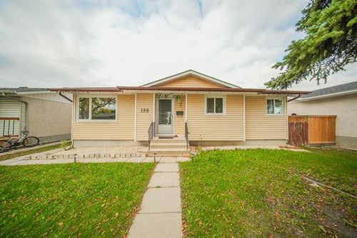 139 Cartwright Rd, Winnipeg, MB, R2P0T2 | Card Image