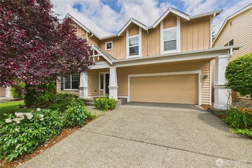 8818 230th Way Ne, Redmond, WA, 98053-1987 | Card Image