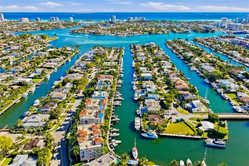 unit-2a-1424 Se 12th St, Fort Lauderdale, FL, 33316-2230 | Card Image